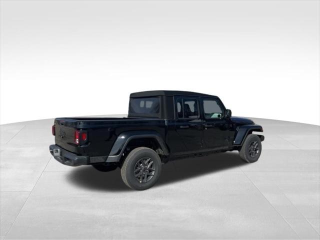 new 2024 Jeep Gladiator car, priced at $45,195