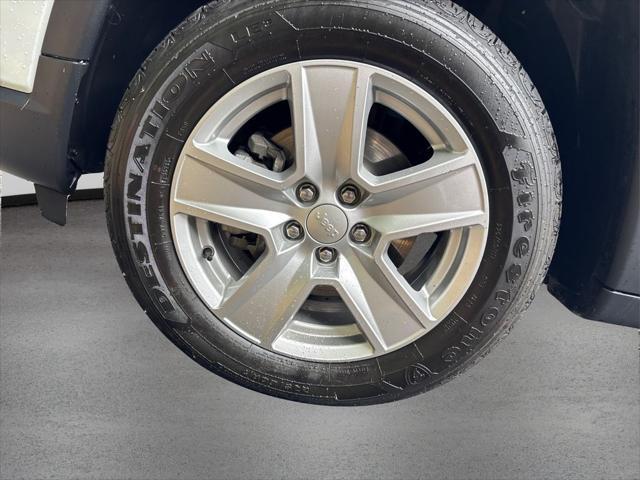 used 2022 Jeep Compass car, priced at $23,156