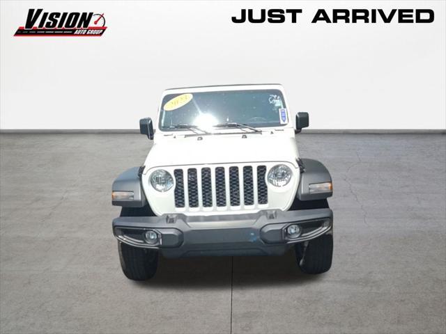 used 2023 Jeep Gladiator car, priced at $32,414