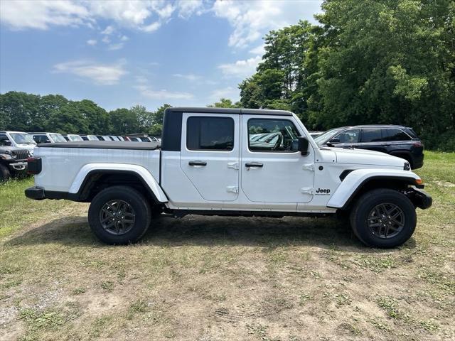 new 2024 Jeep Gladiator car, priced at $56,639