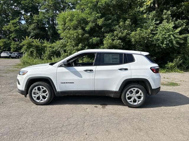 new 2024 Jeep Compass car, priced at $25,999