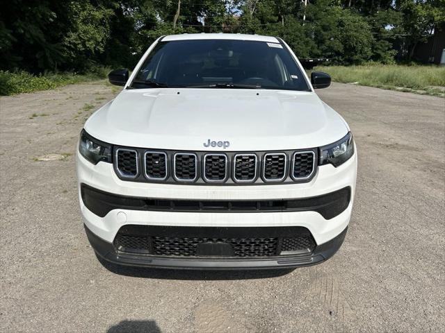 new 2024 Jeep Compass car, priced at $25,999