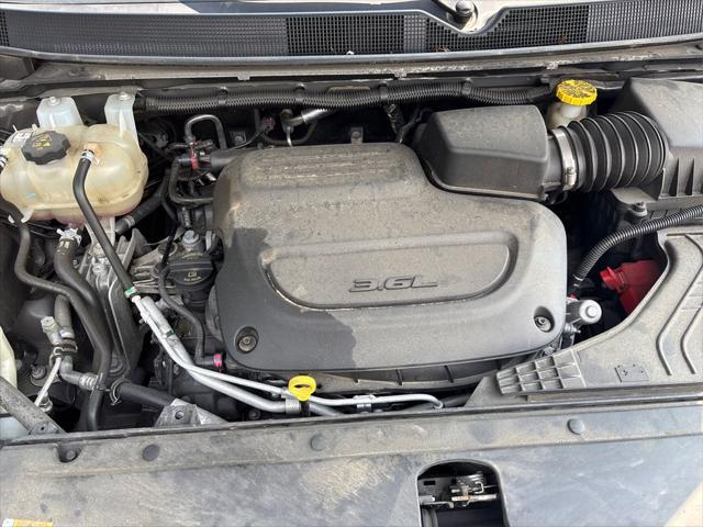 used 2022 Chrysler Pacifica car, priced at $22,911