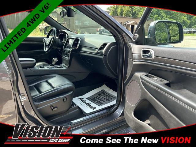 used 2018 Jeep Grand Cherokee car, priced at $20,595