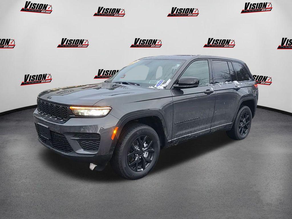 used 2025 Jeep Grand Cherokee car, priced at $39,700