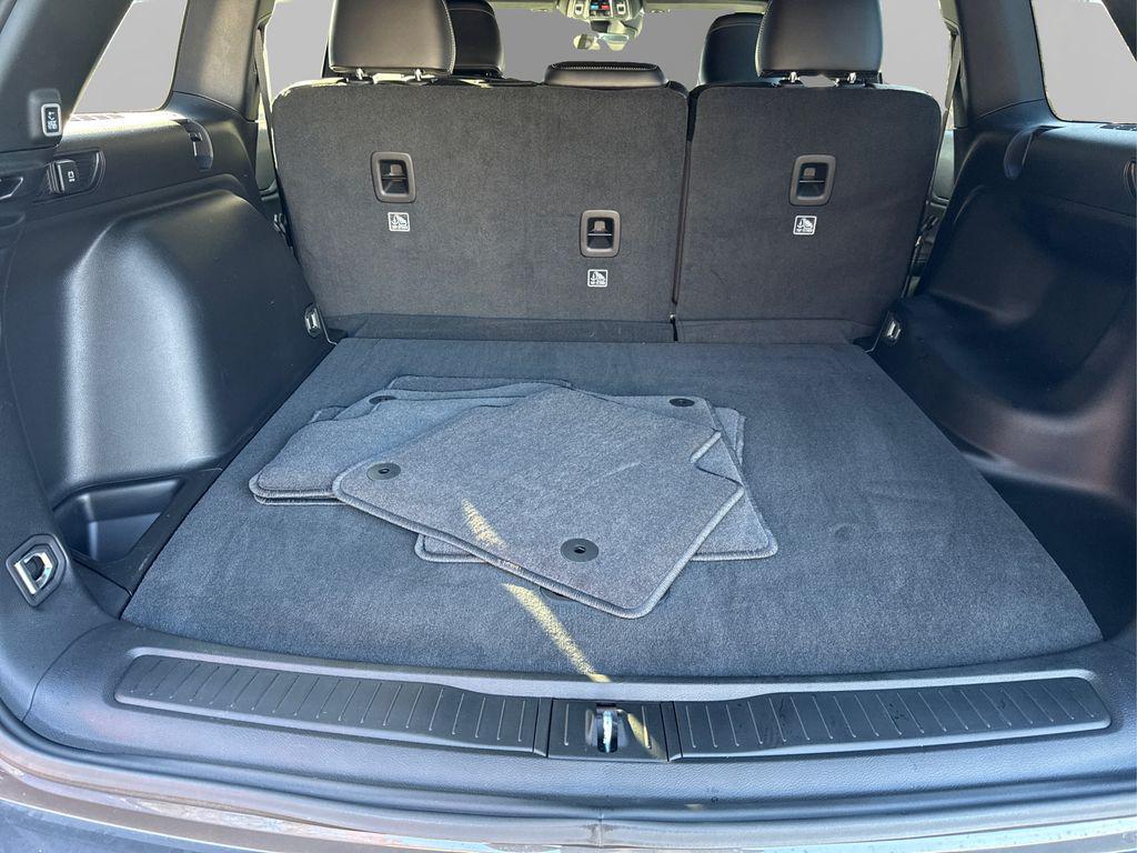 used 2025 Jeep Grand Cherokee car, priced at $39,700