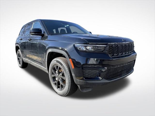 new 2025 Jeep Grand Cherokee car, priced at $43,599