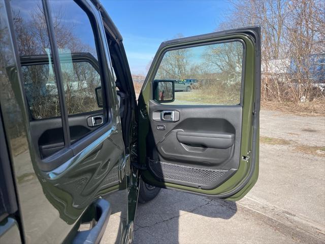 new 2024 Jeep Gladiator car, priced at $42,749