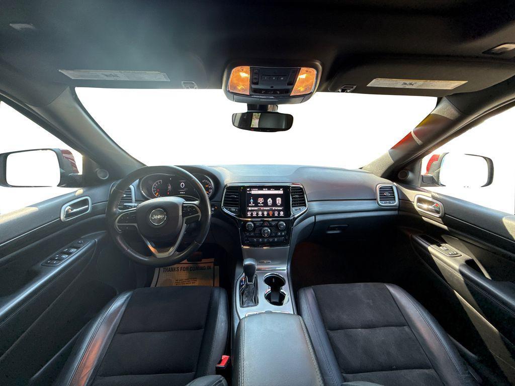 used 2022 Jeep Grand Cherokee car, priced at $32,400