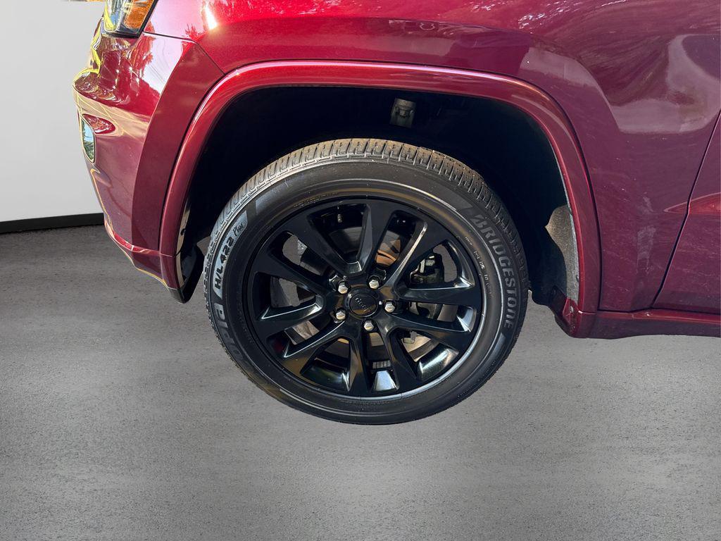 used 2022 Jeep Grand Cherokee car, priced at $32,400