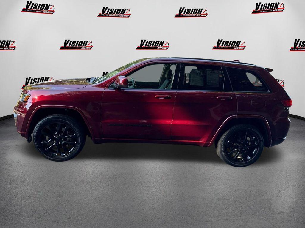 used 2022 Jeep Grand Cherokee car, priced at $32,400