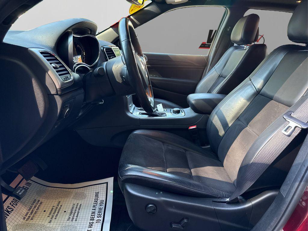 used 2022 Jeep Grand Cherokee car, priced at $32,400