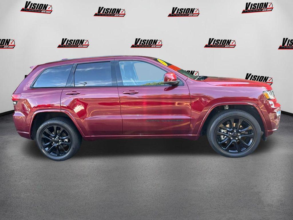 used 2022 Jeep Grand Cherokee car, priced at $32,400