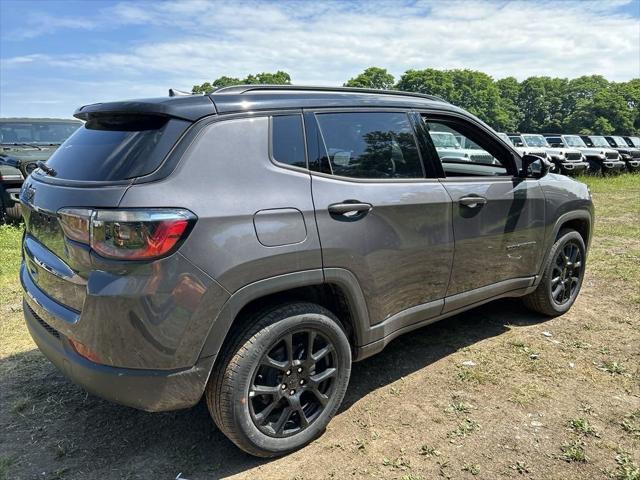 new 2024 Jeep Compass car, priced at $31,499