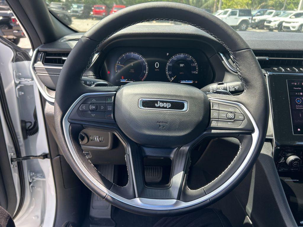 new 2025 Jeep Grand Cherokee L car, priced at $40,825