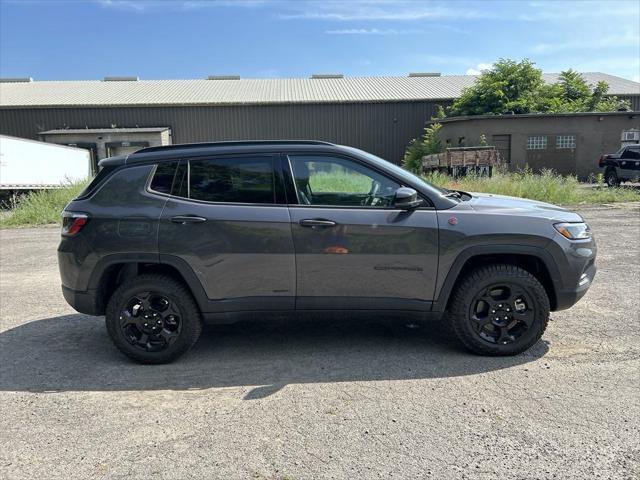 new 2024 Jeep Compass car, priced at $33,499