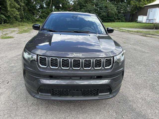 new 2024 Jeep Compass car, priced at $27,499