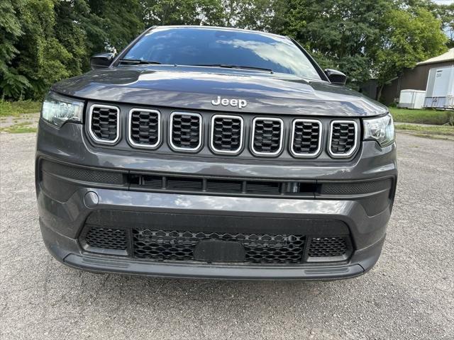 new 2024 Jeep Compass car, priced at $27,499