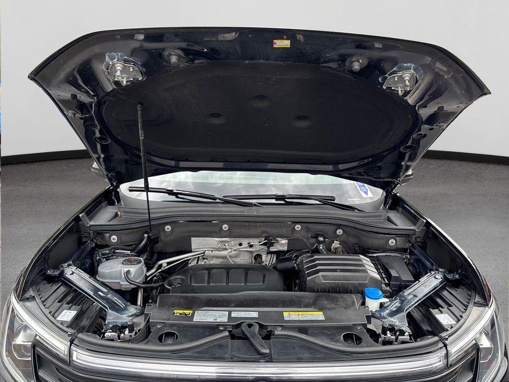 used 2024 Volkswagen Atlas Cross Sport car, priced at $31,200