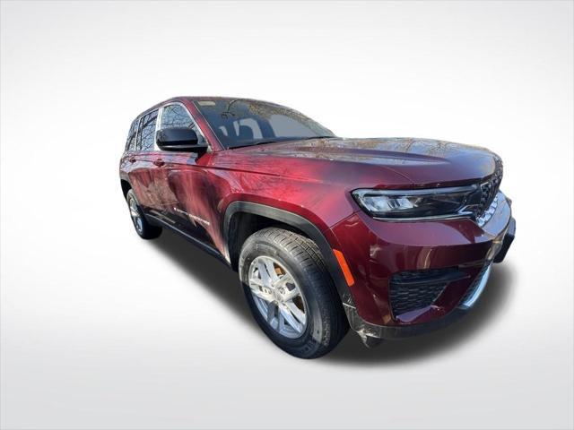 new 2025 Jeep Grand Cherokee car, priced at $40,151