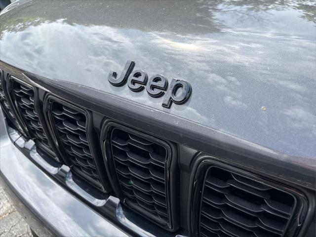 used 2022 Jeep Grand Cherokee car, priced at $33,995