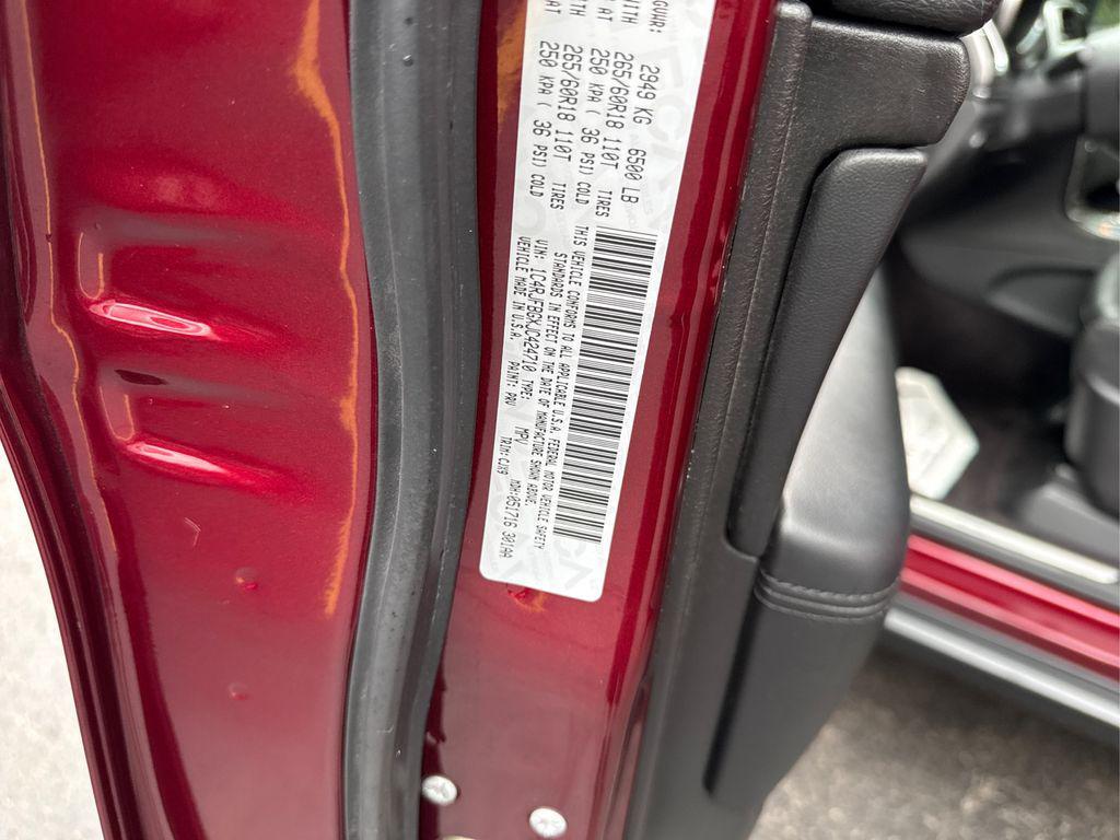 used 2018 Jeep Grand Cherokee car, priced at $18,600