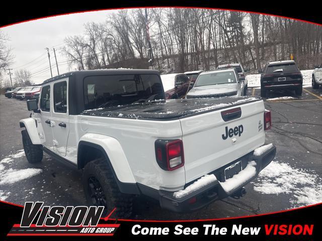 used 2021 Jeep Gladiator car, priced at $29,115