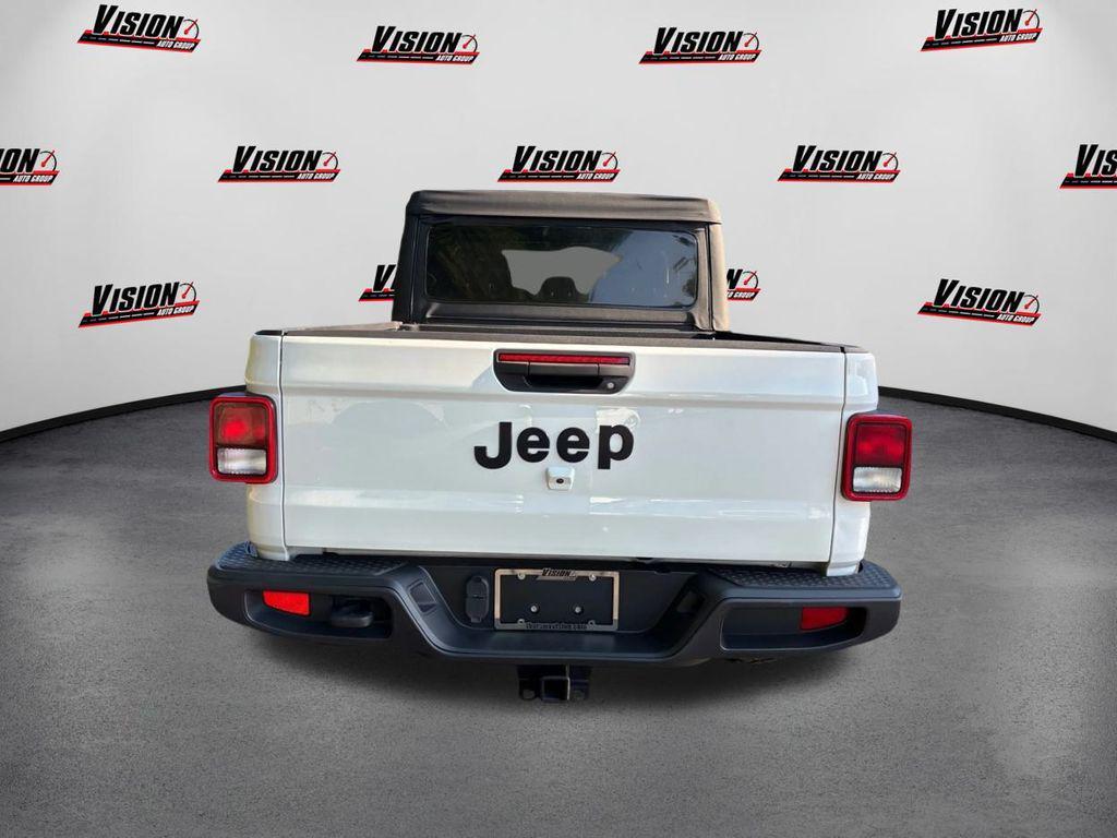 used 2021 Jeep Gladiator car, priced at $33,300