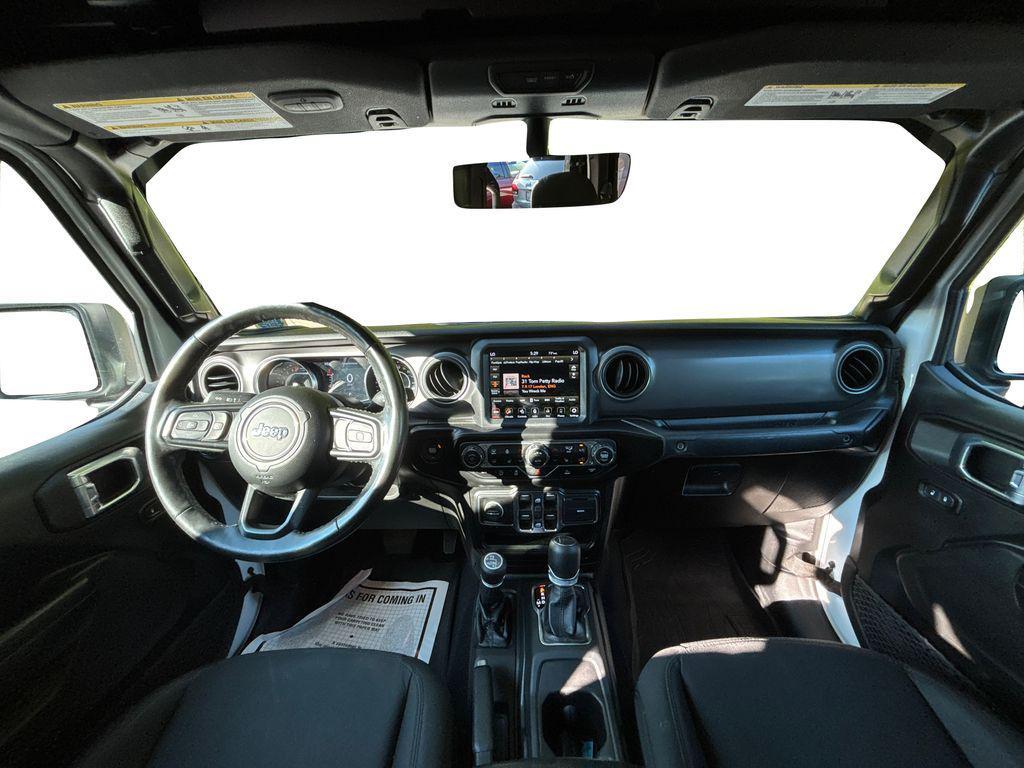 used 2021 Jeep Gladiator car, priced at $33,300