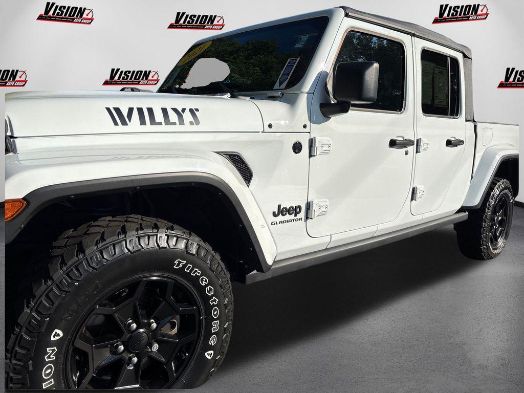used 2021 Jeep Gladiator car, priced at $33,300