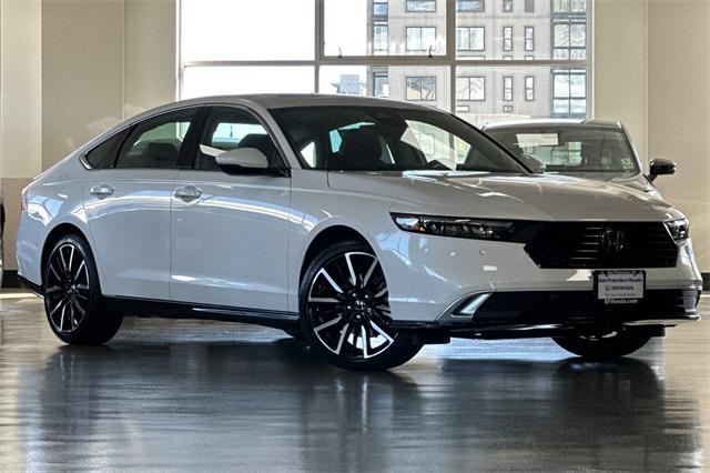 new 2025 Honda Accord Hybrid car, priced at $40,850