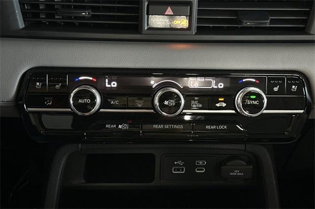 new 2025 Honda Pilot car, priced at $55,760