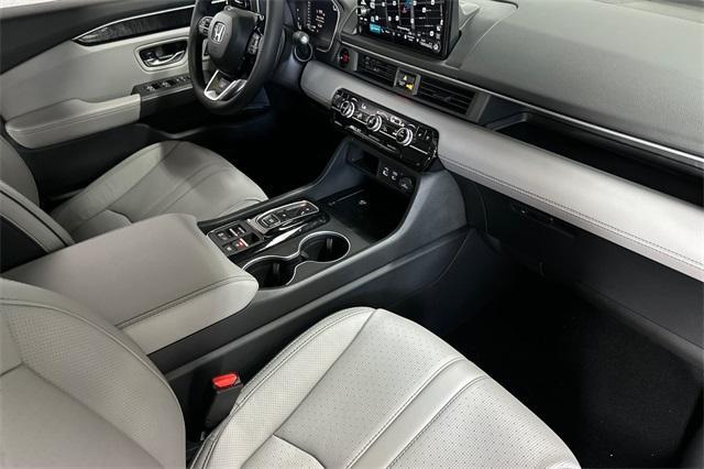 new 2025 Honda Pilot car, priced at $55,760