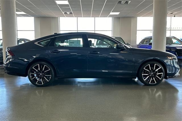 new 2025 Honda Accord Hybrid car, priced at $40,395