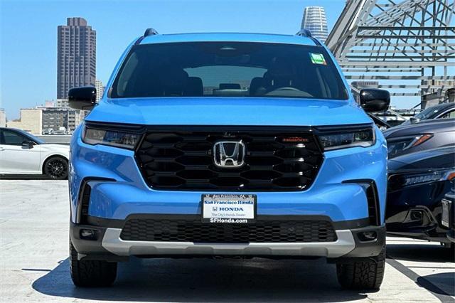 new 2025 Honda Pilot car, priced at $51,250