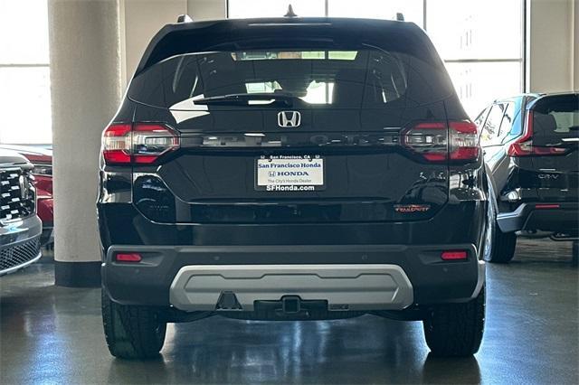 new 2025 Honda Pilot car, priced at $50,795