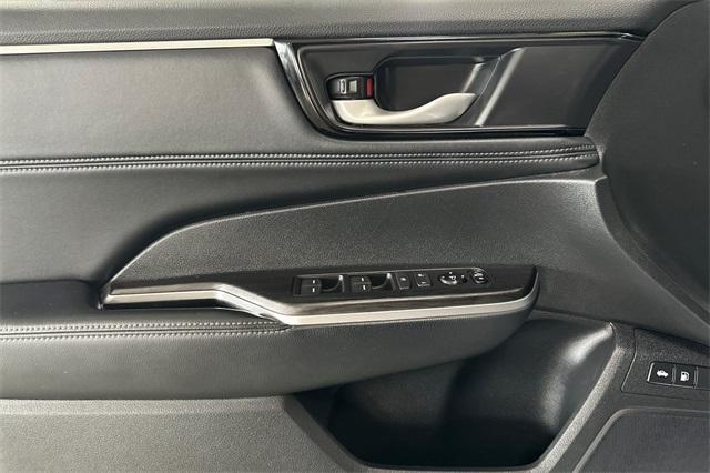 used 2020 Honda Clarity Plug-In Hybrid car, priced at $21,991