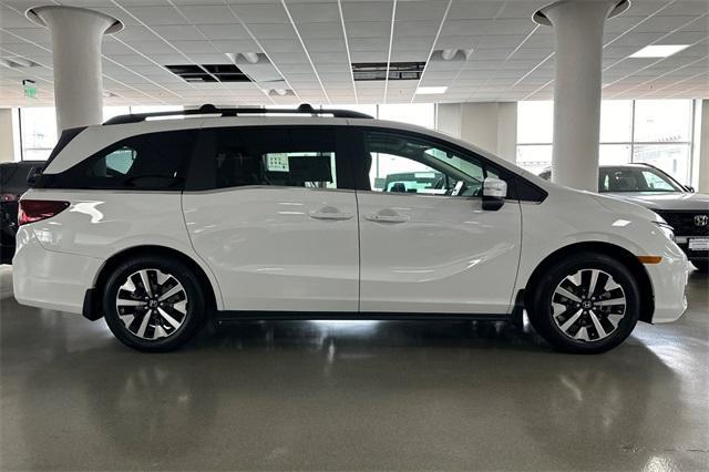 new 2025 Honda Odyssey car, priced at $44,720