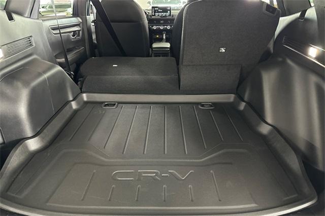 new 2026 Honda CR-V Hybrid car, priced at $40,250