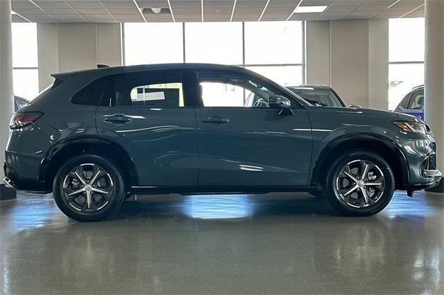 new 2025 Honda HR-V car, priced at $32,850
