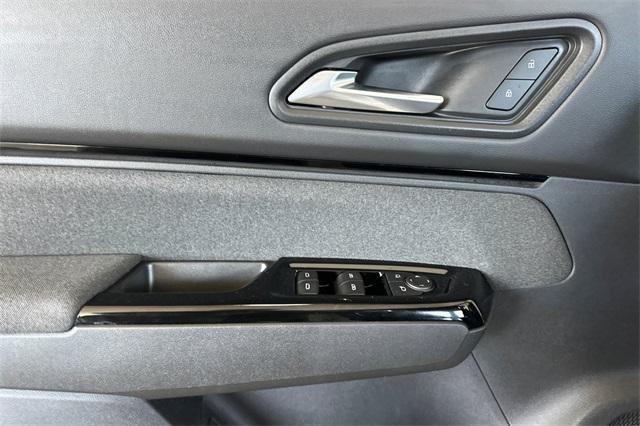 new 2025 Honda Prologue car, priced at $49,305