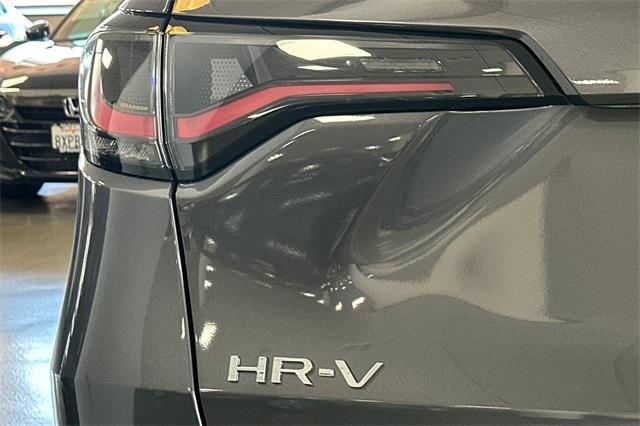 new 2025 Honda HR-V car