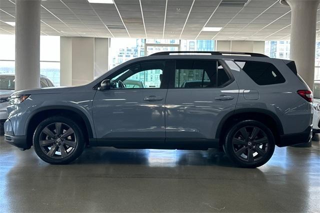 used 2024 Honda Pilot car, priced at $37,991