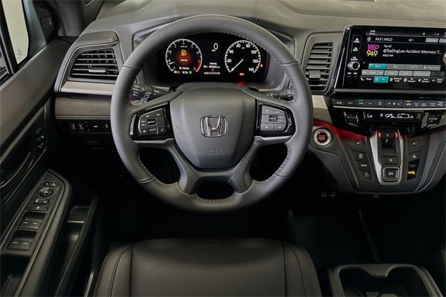 new 2025 Honda Odyssey car, priced at $45,275