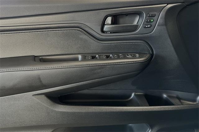 new 2025 Honda Odyssey car, priced at $45,275