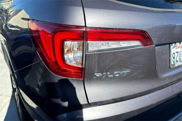 used 2022 Honda Pilot car, priced at $31,991