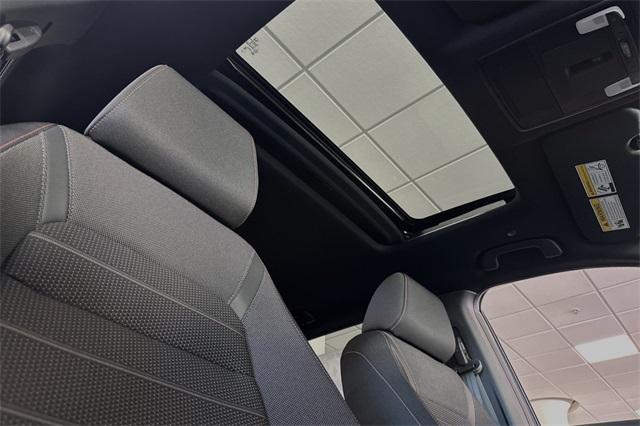 new 2025 Honda CR-V Hybrid car, priced at $38,000