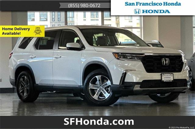 new 2025 Honda Pilot car, priced at $45,405