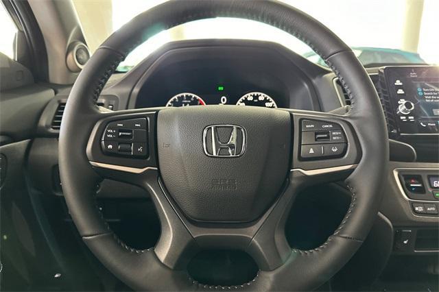 new 2025 Honda Ridgeline car, priced at $44,274