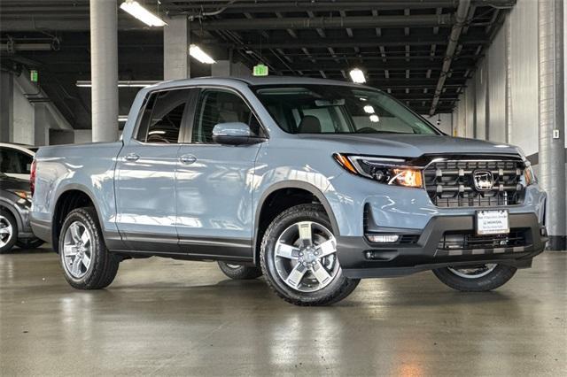 new 2025 Honda Ridgeline car, priced at $44,274